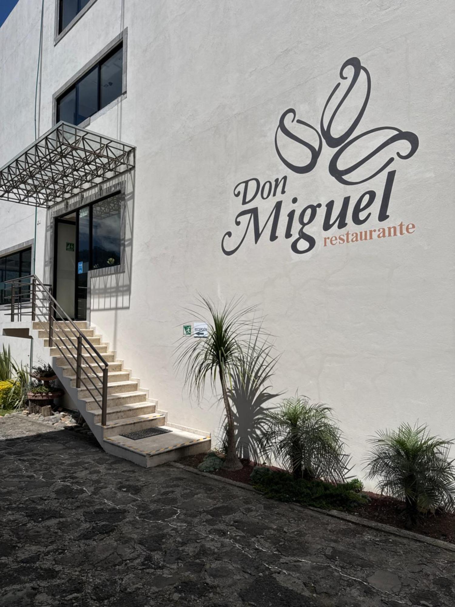 Hotel Suites Don Miguel Tlatlauquitepec Exterior photo